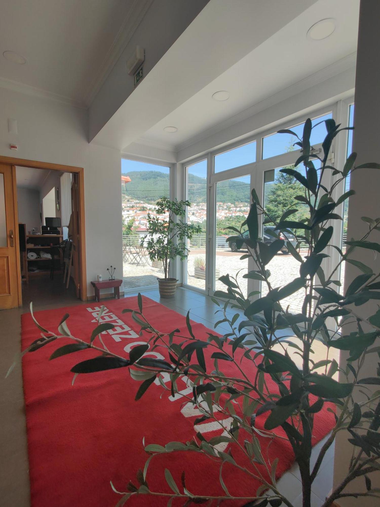 מנטגאס Vale Do Zezere Hotel מראה חיצוני תמונה