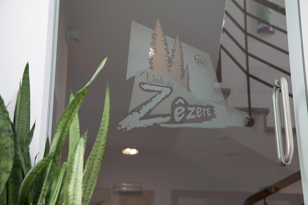 מנטגאס Vale Do Zezere Hotel מראה חיצוני תמונה
